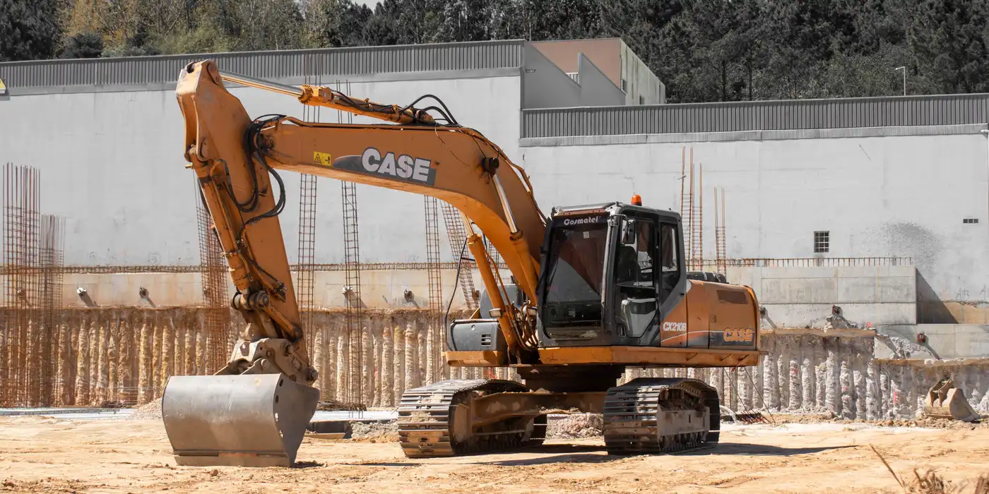 Excavation skid steer working on a job site in Baltimore